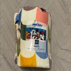 Disney Mickey and Friends Colorful Plush Throw NWT